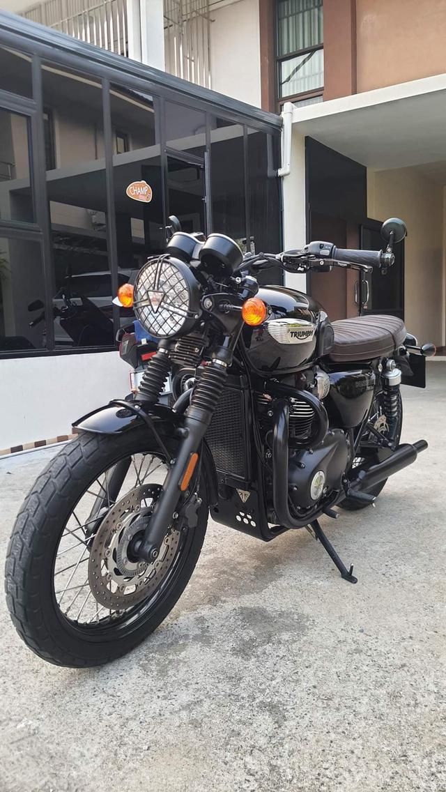 Triumph Bonneville T100 3