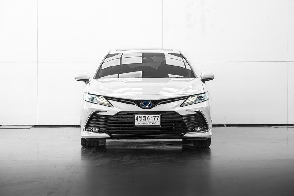 2023 TOYOTA CAMRY 2.5 HEV Premium สีขาว เลขไมล์แท้ 58590 กม.