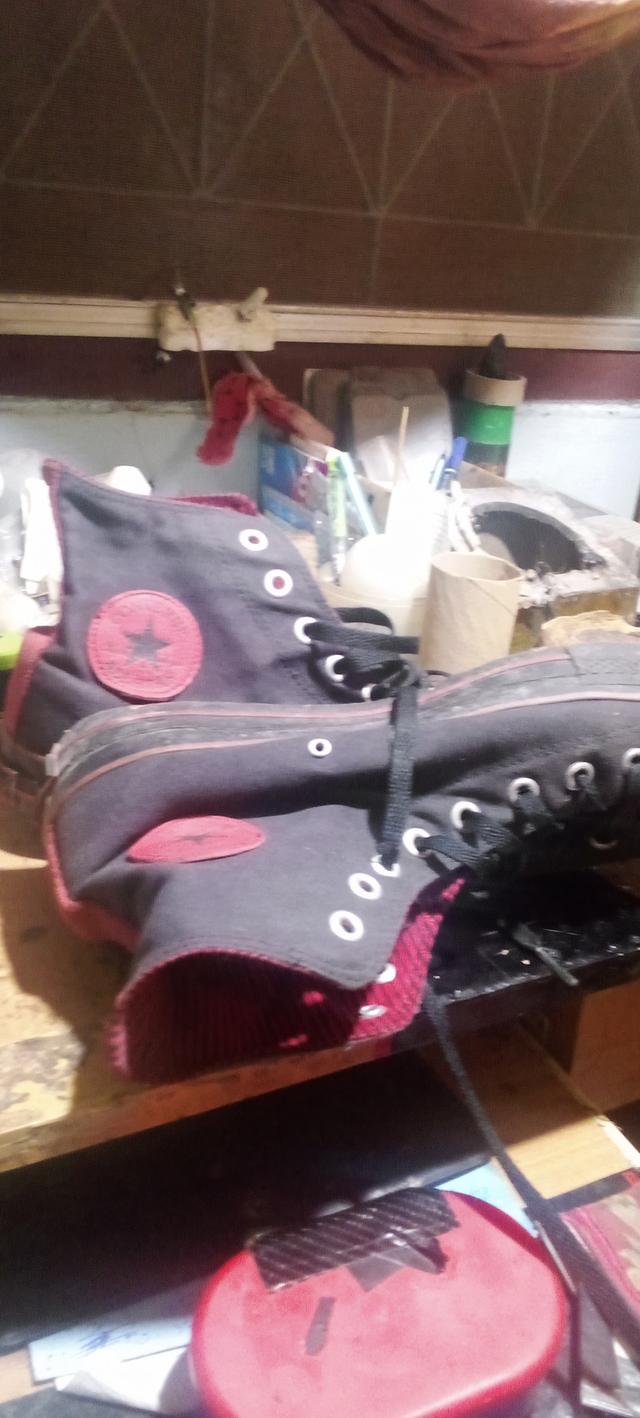 รองเท้า converseมือสอง