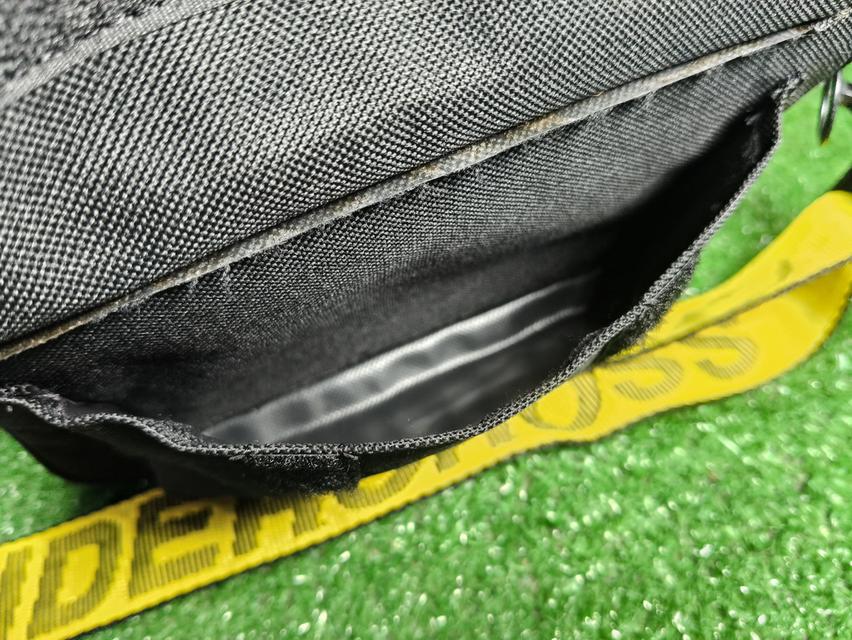 Undercross No Mountain Crossbody Bag รูปที่ 10