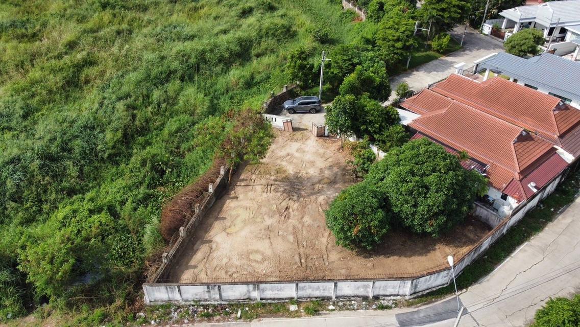 Great vacant land plot 504 m² in Bang Lamung, Chonburi, located in residential area. 2