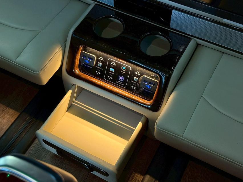 รหัสรถ PBG9999 Toyota Majesty 2.8 Premium 6AT ปี 2020 รูปที่ 17