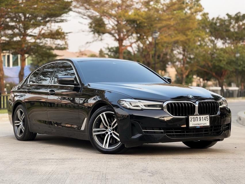 รหัส AVA9145 🇩🇪 BMW 530e Plug-in Hybrid G30 ตัวใหม่ล่าสุด LCI ปี 2022 Top 3