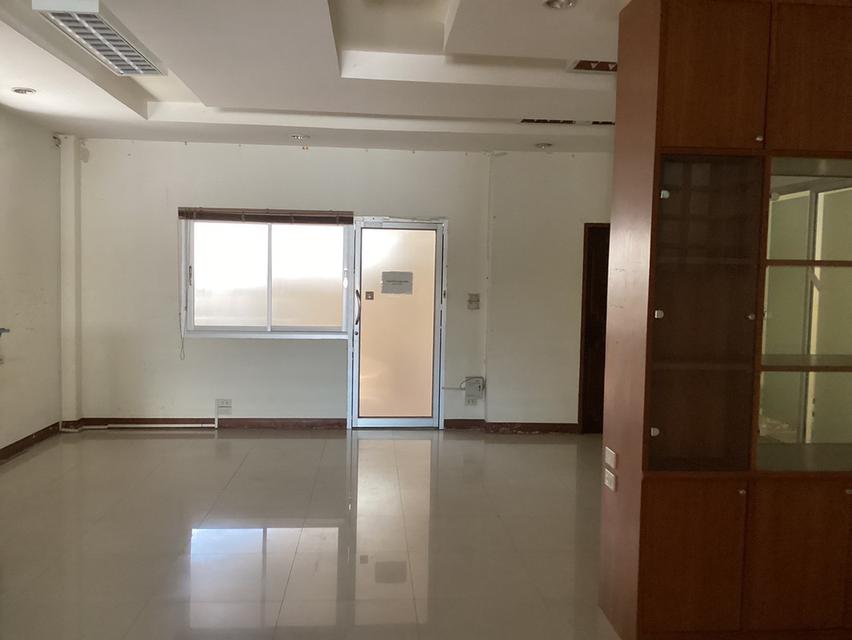 For Rent/ House near Pridi Banomyong 14 near BTSPhra khanong ,Ekkamai,Thong Lo,nearby Habito Mall 6