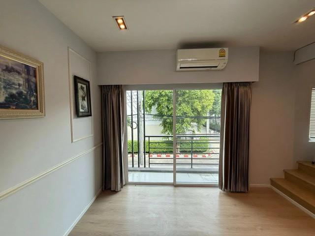 ให้เช่าทาวน์โฮม 3 ชั้น บ้านกลางเมือง ซอยอ่อนนุช 17 ถนนสุขุมวิท 77 ใกล้ BTS อ่อนนุช พร้อมเฟอร์นิเจอร์และเครื่องใช้ไฟฟ้า 3