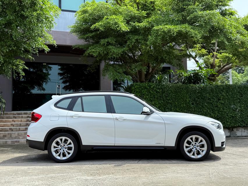 2015 BMW X1 SPORTLINE รถมือเดียวออกป้ายแดง รถวิ่งน้อย เข้าศูนย์ตรงระยะ รถไม่เคยมีอุบัติเหตุครับ