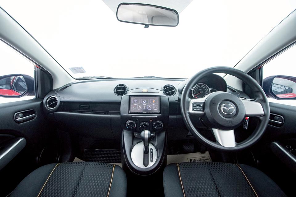 MAZDA 2 1.5 SPIRIT 4DR เบนซิน LPG 2014