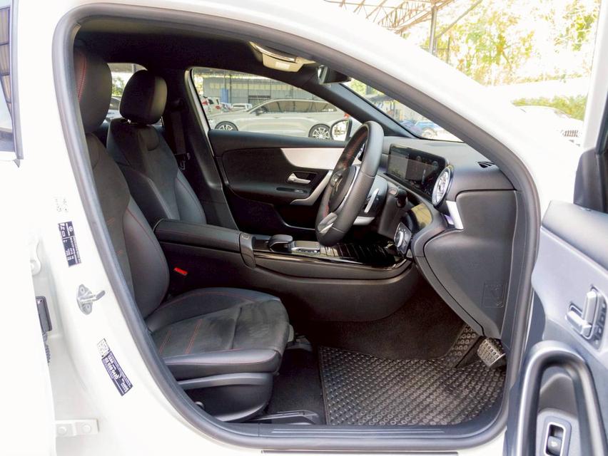 Mercedes Benz A200 AMG ปี จด 2021 10