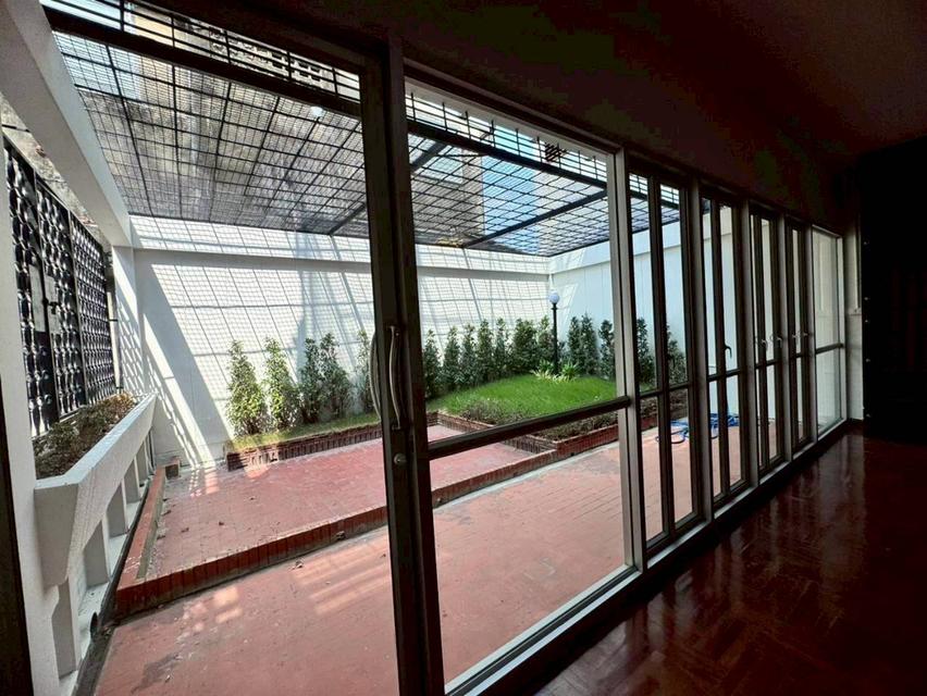 ให้เช่าทาวน์เฮ้าส์ 7 ชั้น ย่านสยาม บรรทัดทอง พร้อมอยู่ (N.1989) 8