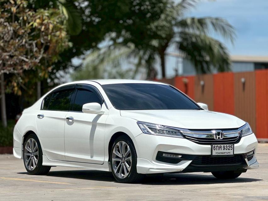 รหัสรถ PAT9325 Honda Accord 2.0EL A/T สีขาวมุก ปี 2017 3
