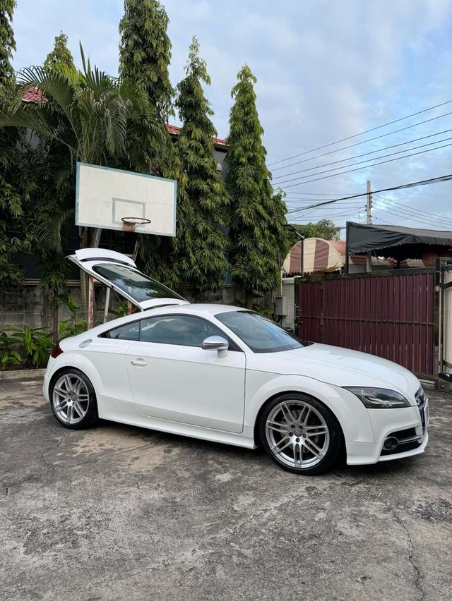 Audi TT 2011 5