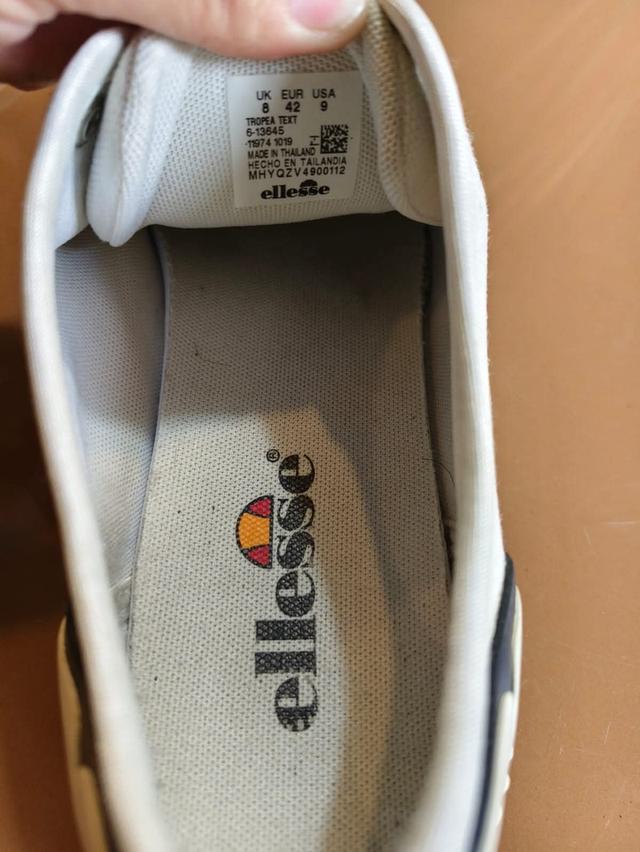 ellesseTropea text trainers white(Italcian Sportswear Brand)Size 42/27cmðĨPrice 490āļŋ āļĢāļđāļāļāļĩāđ 6
