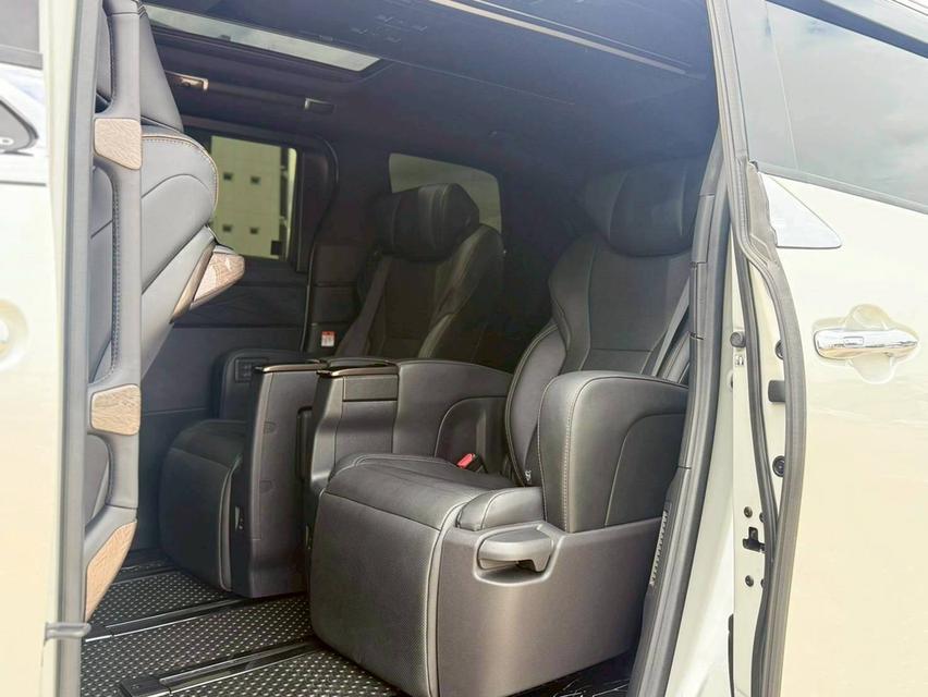 Alphard 2.5 Z 2WD 19