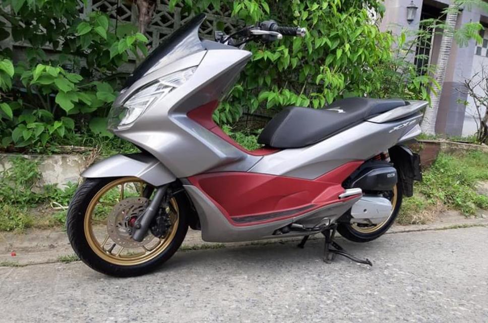 มอเตอร์ไซค์ Honda PCX 2014 4