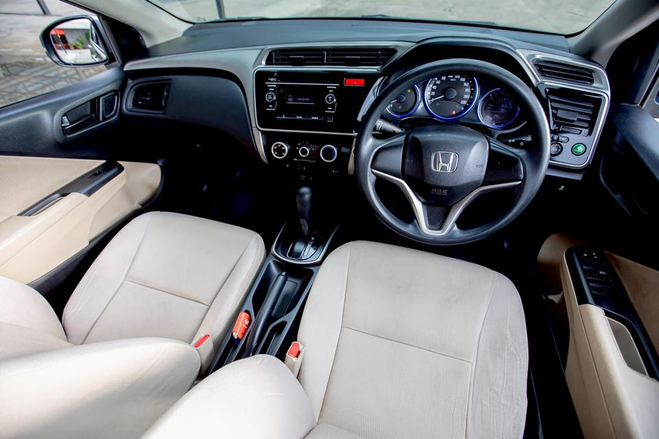 Honda City 1.5S ปี 2017 สีเทา มือเดียวป้ายแดง  14
