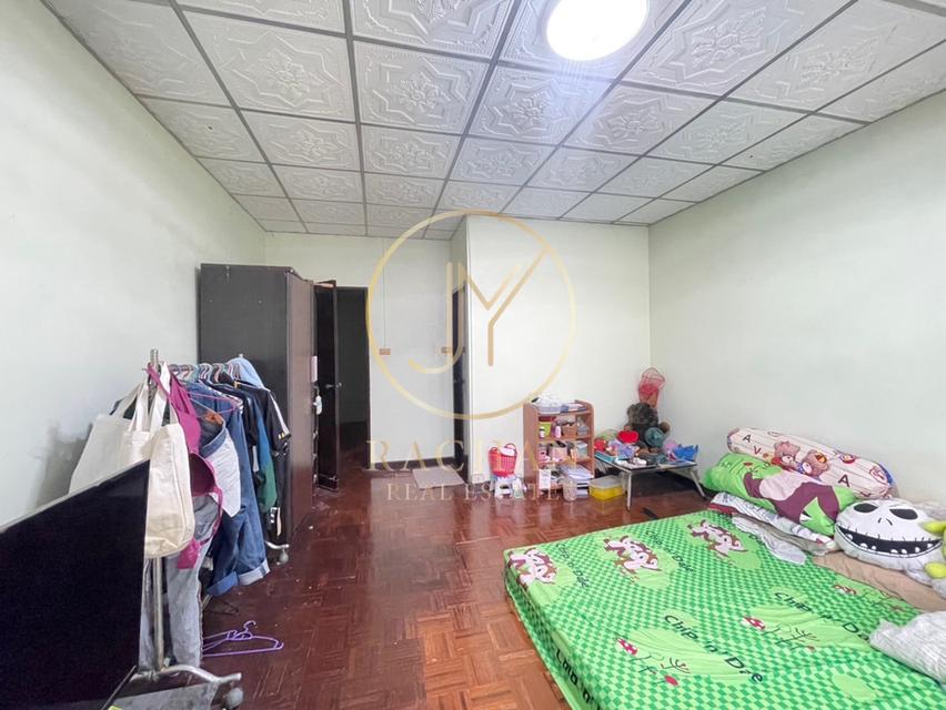 B69-295 ขายด่วน ทาวน์เฮาส์ 2 ชั้น ขายตามสภาพ หมู่บ้านพิชาดา บ้านกล้วย-ไทรน้อย เนื้อที่ 16 ตร.ว พื้นที่ใช้สอย 90 ตร.ม 2 ห้องนอน 1 ห้องน้ำ 1 ห้องครัว 15