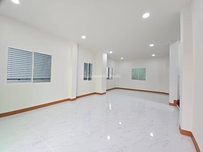 หมู่บ้านบุรีรมย์ เลียบคลองสอง 23 4