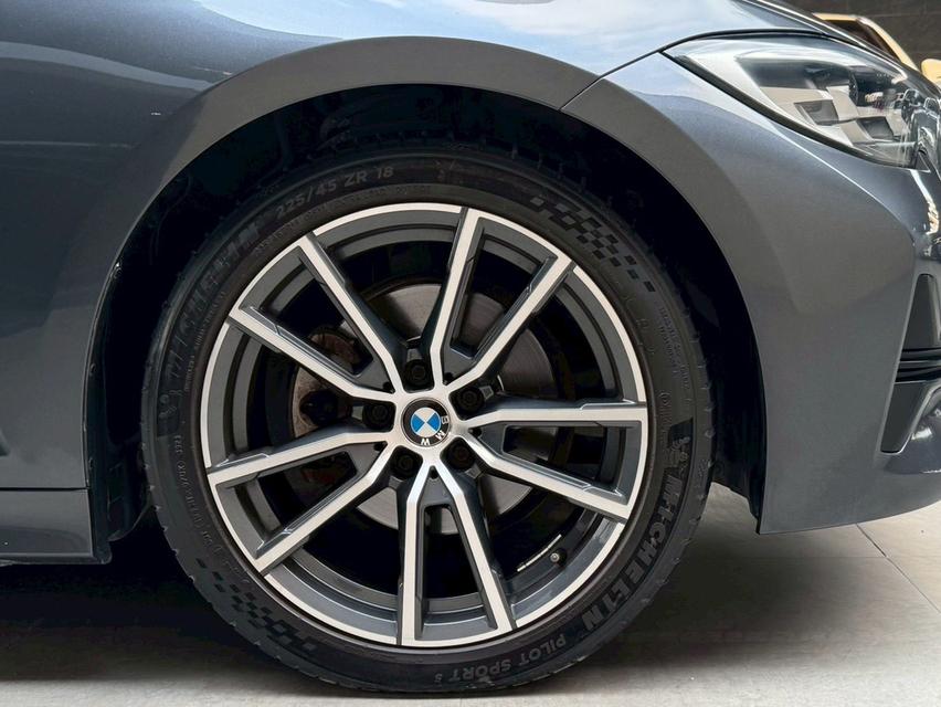BMW series3 320D ดีเซล ปี 2020 วิ่ง 100000 KM. รูปที่ 9