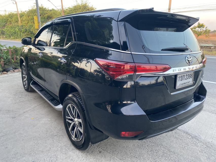 Toyota Fortuner 2.4 cc 4x4 ออร์โต้