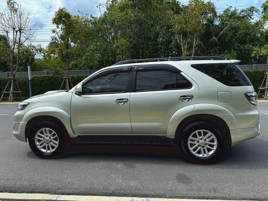 ขาย Toyota Fortuner 2.5V ปี13