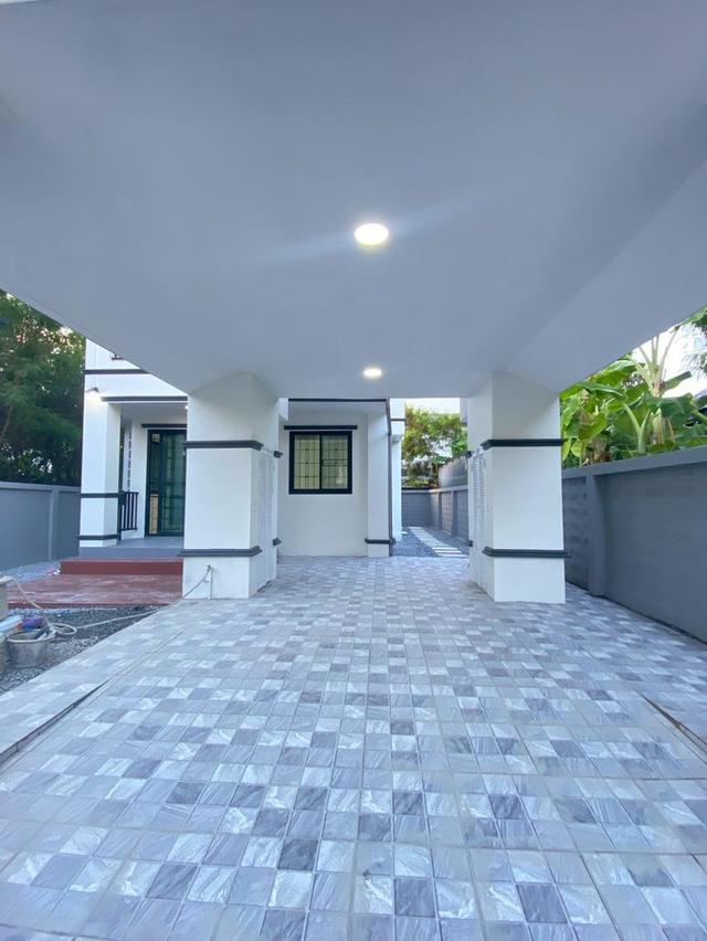 🏡 ขายบ้านเดี่ยว 2 ชั้น รีโนเวทใหม่ทั้งหลัง พร้อมอยู่ ซอยรามอินทรา 8 แยก 3 เนื้อที่ 50 ตร.ว. ทำเลดี ห่างถนนรามอินทราเพียง 820 ม. ใกล้รถไฟฟ้า กม.4 5