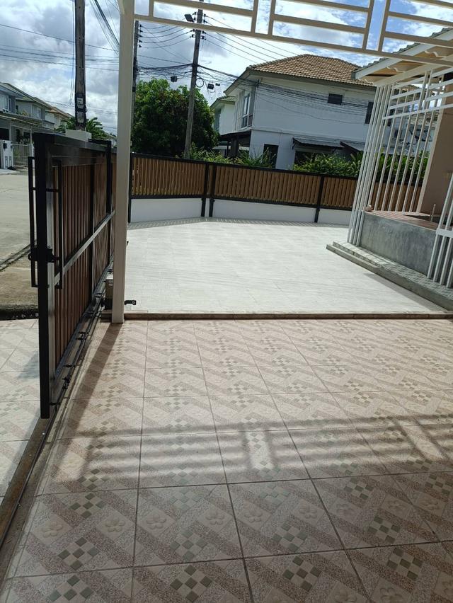 ให้เช่าบ้านเดี่ยว 2 ชั้น หมู่บ้านอินนินซิโอ1 ถนนเลียบคลอง3 คลองหลวง ปทุมธานี ใกล้บิ๊กซีคลอง3 วัดพระธรรมกาย 4