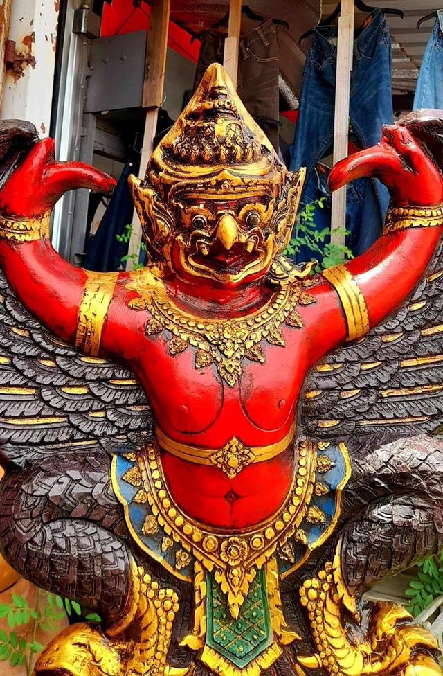 พญาครุฑองค์ลอย ครุฑตั้งโต๊ะบูชา ขนาดกว้าง65ซม 2