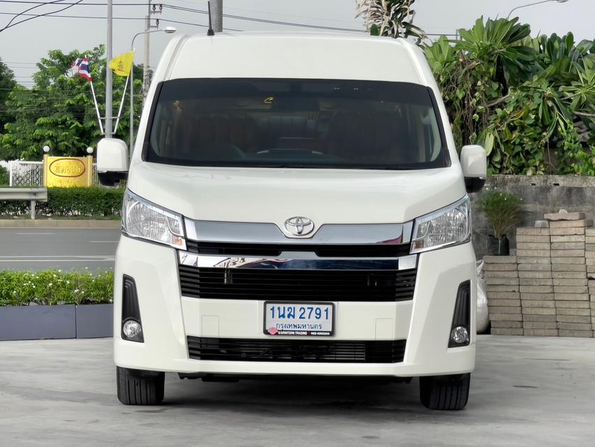 ขายToyota Commuter 2.8 ปี21 6