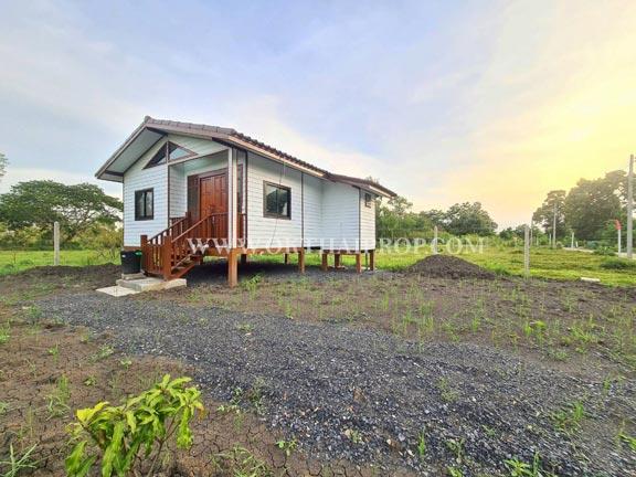 บ้านพร้อมที่ดินถมแล้ว ใกล้ถนนรังสิต-นครนายก คลอง14 ธัญบุรี ปทุมธานี 2