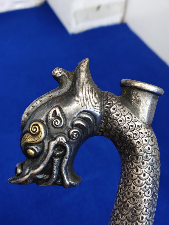 old Chinese silver surahi gold engraved รูปที่ 10
