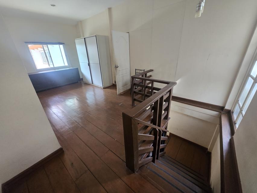 ให้เช่าบ้านสองชั้นที่จอดรถกว้าง ทําเลดี สาทรหลังโรงพยาบาลเซนต์หลุยส์ 15