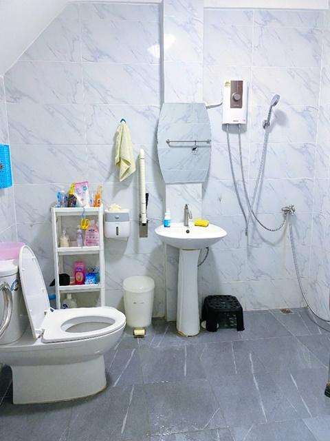 BTSพญาไท ราชเทวี เพียง 598ม. สยามพารากอน ประตูน้ำ ถนนเพชรบุรี ซอย 1-15 Airbnb อาคารพาณิชย์ 4 ชั้น 300 ตร.ม. 17ตร.ว. 3-4  5