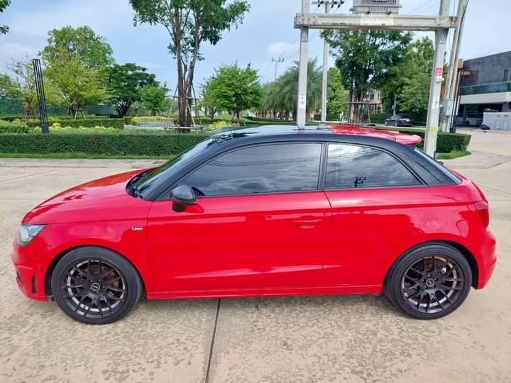 Audi A1 สีแดง 5