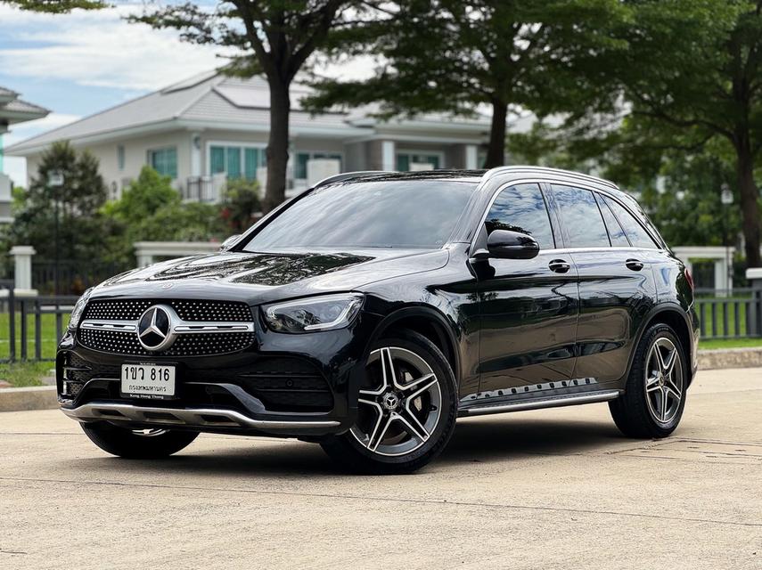 BENZ GLC220d AMG Dynamic (Facelift) 2021 สีดำ ดีเซล Top หลังคาแก้ว เจ้าของเดียว