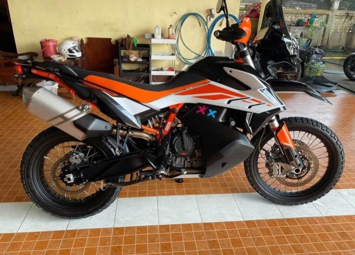 2021 KTM R790 Adventure