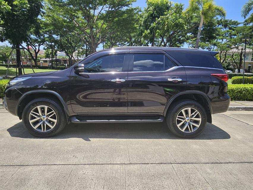 ขายรถTOYOTA FORTUNERตัวTOP 8