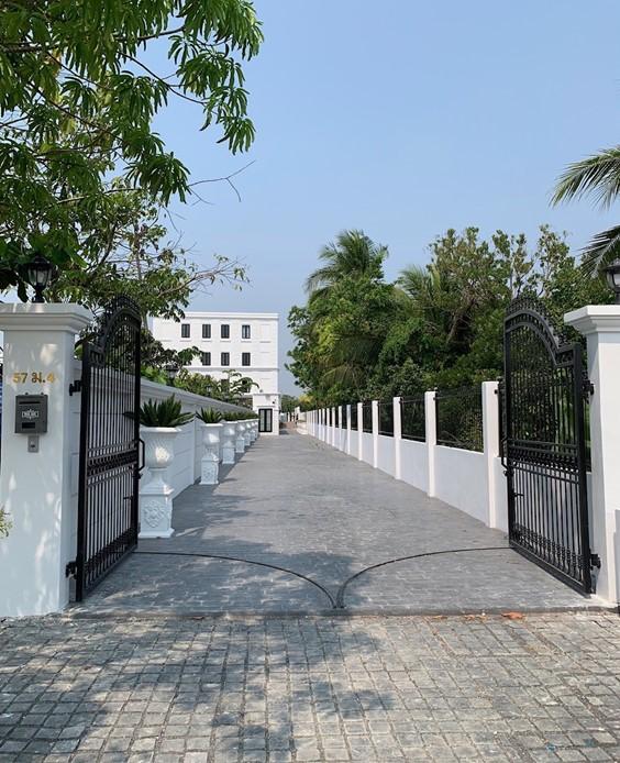 ขายบ้านเดี่ยว 4 ชั้น พร้อมกิจการคาเฟ่และห้องพัก สไตล์ยุโรป ทำเลริมแม่น้ำ 13