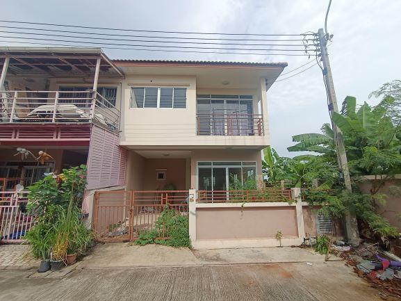 ขายทาวน์เฮาส์  29 วา หมู่บ้านณิชากร 3 ถนนพุทธมณฑลสาย 4 ตำบลกระทุ่มล้ม อำเภอสามพราน นครปฐม