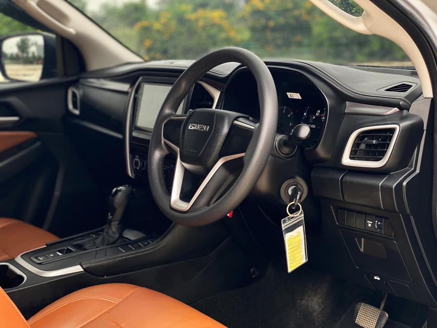 Isuzu MU-X 1.9Active ปี21 11