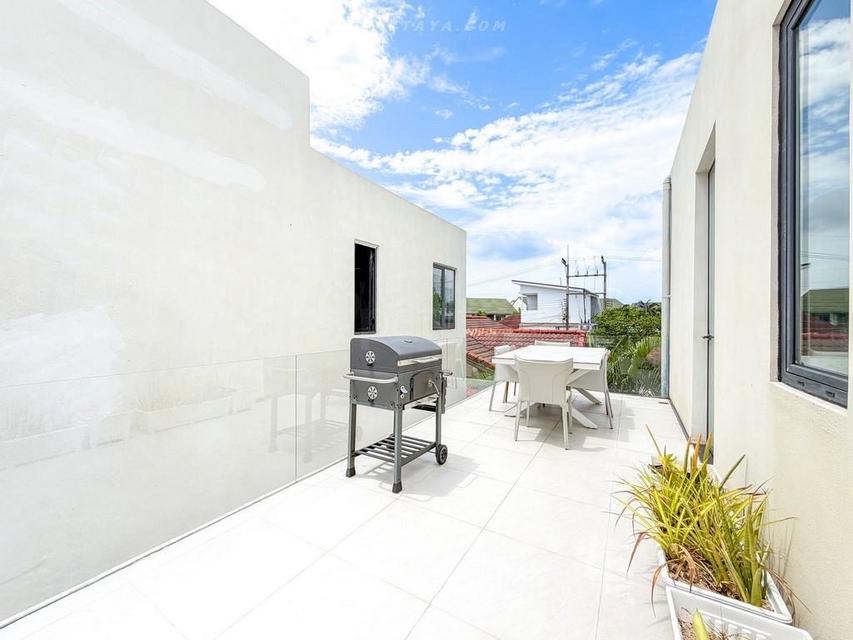 For Sale — Newly Built Pool Villa at Young Life Villa, Soi Siam Country ClubNewly built 2-storey pool villa for sale at Young Life Villa 13
