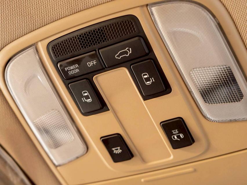 Kia Carnival 2.2 EX ปีจด 2017 ♨️ ประกันเครื่องเกียร์ 3 ปี 30,000 km. ♨️ 15