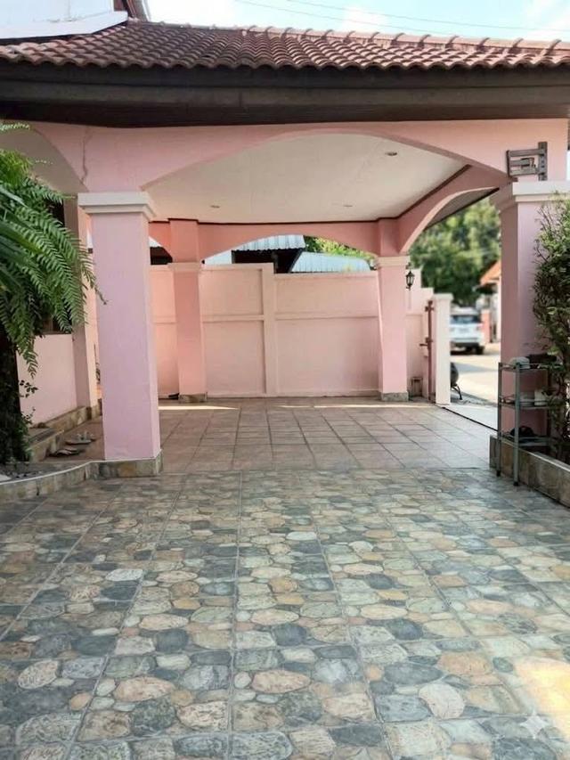 🏠ขายบ้านเดี่ยวที่ดิน51.xตรว. หมู่บ้านพงษ์ศิริชัย3 ติดถนนบรมราชชนนี กทม. 4ห้องนอน2ห้องน้ำ พื้นที่ใช้สอยในบ้านประมาณ178ตรม.หน้าบ้านทิศเหนือ ราคา 5.49Mb 9