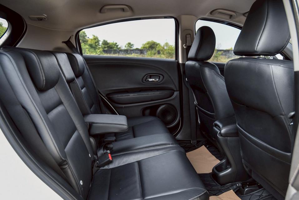รหัสรถ CBL4407 Honda HR-V 1.8 E AT 2015 9