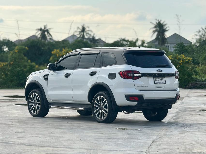 FORD EVEREST Wagon 4dr Titanium 7st Auto 6sp 2WD 2.2 DCT Y17สีขาว เกียร์ออโต้ 9