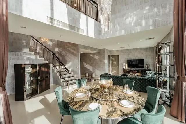 ขาย Penthouse คอนโดบ้านราชประสงค์ 5 ห้องนอน 381 ตร.ม. วิวสวนลุมพินี ใกล้ BTS ราชดำริ