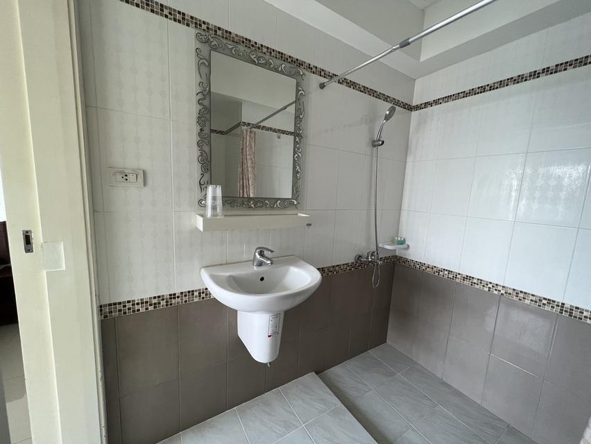 ให้เช่าคอนโด The Royal Navin Tower ห้อง 181 6