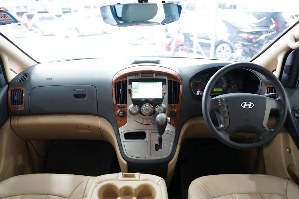 HYUNDAI H1 2.5 DELUXE ดีเซล 2013 จด 2014 ขายถูก รถสวยมือเดียว 4