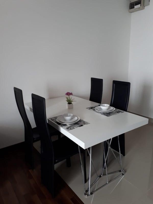 🔑คอนโด 1 ห้องนอน! วิวสวย ทำเลทองย่านเศรษฐกิจ  พื้นที่กว้างขวาง เป็นส่วนตัวสูง ครบครันด้วยสระว่ายน้ำ คลับเฮ้าส์ ระบบรักษาความปลอดภัย 24 ชม.  2