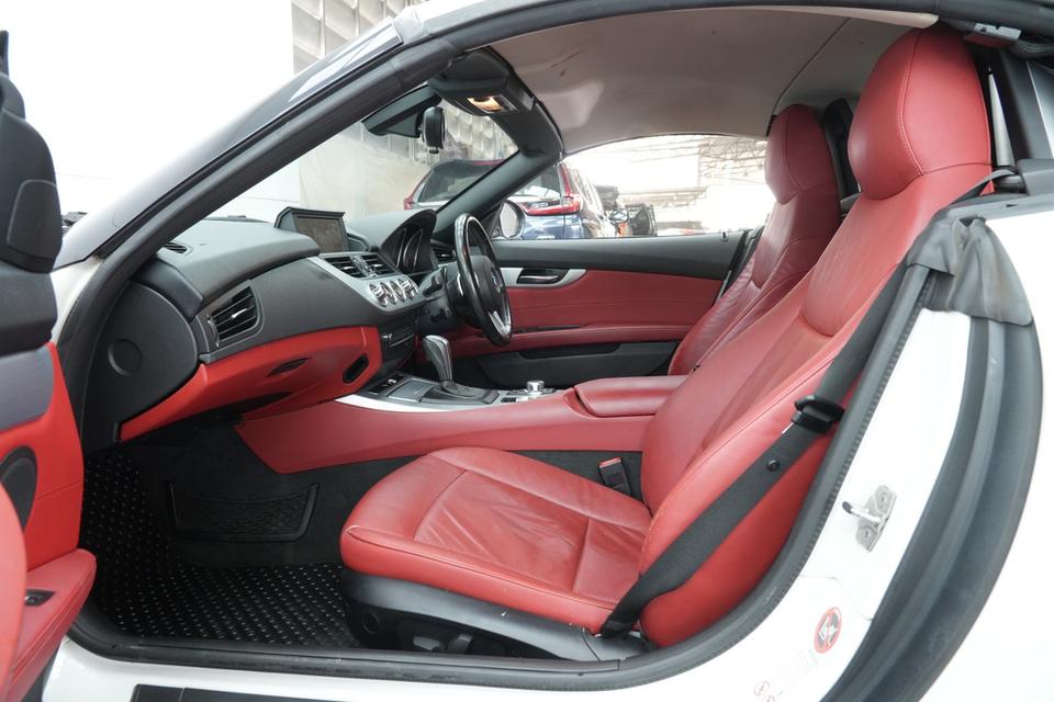 BMW Z4 sDrive23i 2.5 RHD สีขาว รูปที่ 6