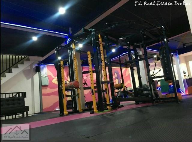 ให้เช่าอาคารพาณิชย์ 4.5 ชั้น 3 คูหา มีดาดฟ้า พื้นที่ 1,020 ตรม. ถนนลาดพร้าว ใกล้ Food land , MRT มหาดไทย 3